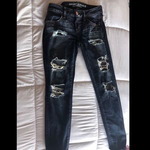 American Eagle Distressed skinny jeans